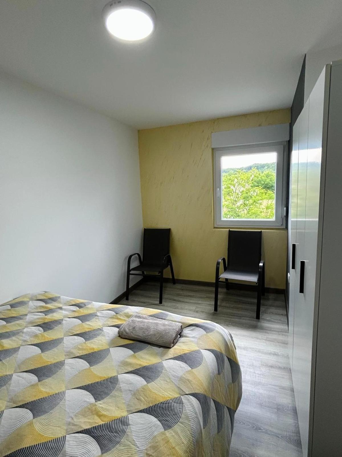 Zlatna Plaza Apartment Bratunac Exterior foto