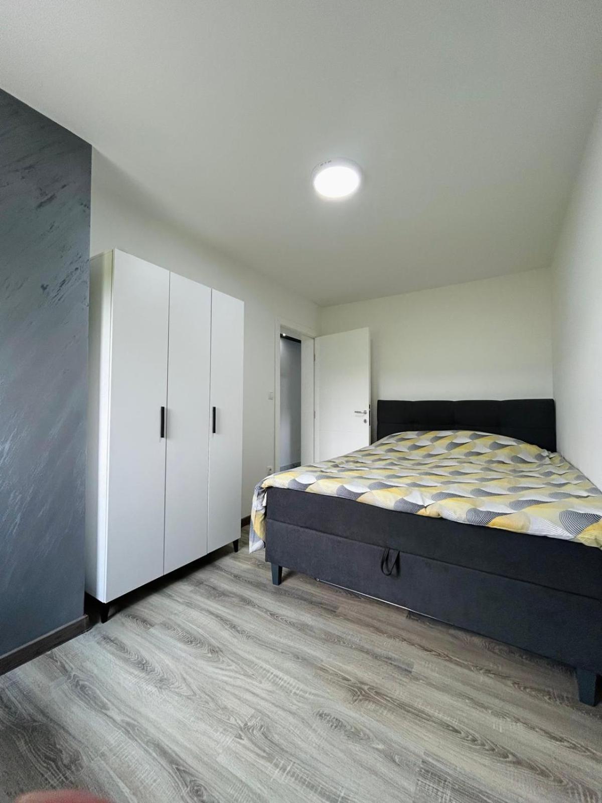 Zlatna Plaza Apartment Bratunac Exterior foto